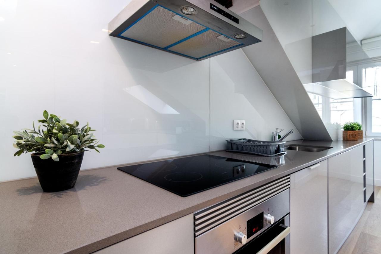 Whome | Madalena Downtown Luxury Duplex * Lisboa